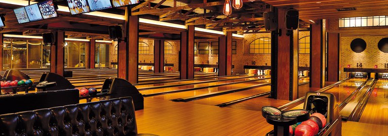 QUBICAAMF-bowling-boutique-Bowl-and-Barrel-Dallas-banner.jpg