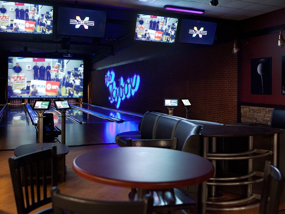 QUBICAAMF-bowling-Family-Entertainment-Center-The-Clubhouse.jpg