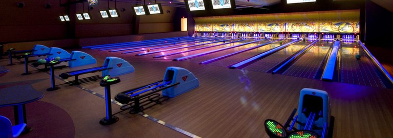QUBICAAMF-bowling-Indian-Casinos-Canyon-Lanes-at-Morongo-banner.jpg