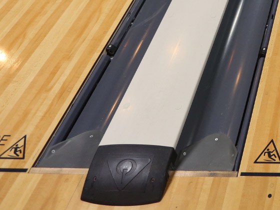 Bowling-QubicaAMF-Lane-Accessories-Coverboard-and-Capping.jpg
