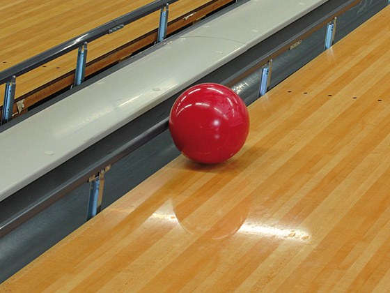 Bowling-QubicaAMF-lanes-Durabowl-Bumpers.jpg